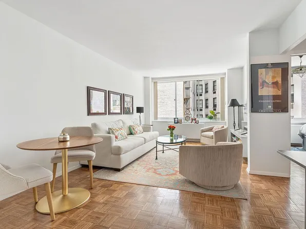 61 W 62nd St APT 6C, New York, NY 10023