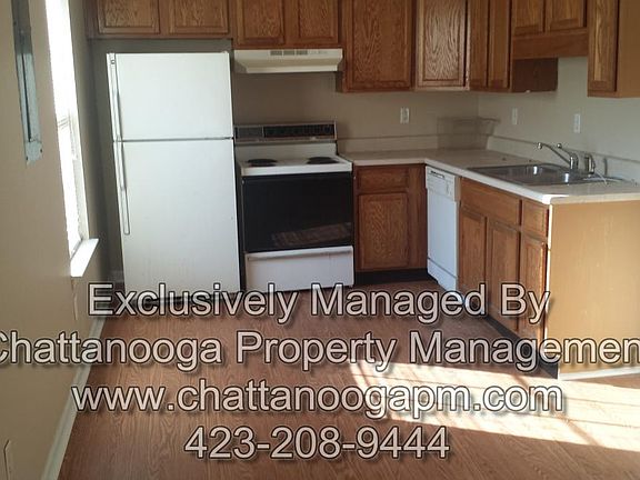 2nd image of 3851 Bonny Oaks Dr