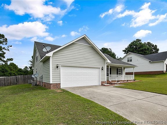 3rd image of 631 Americana Dr NW