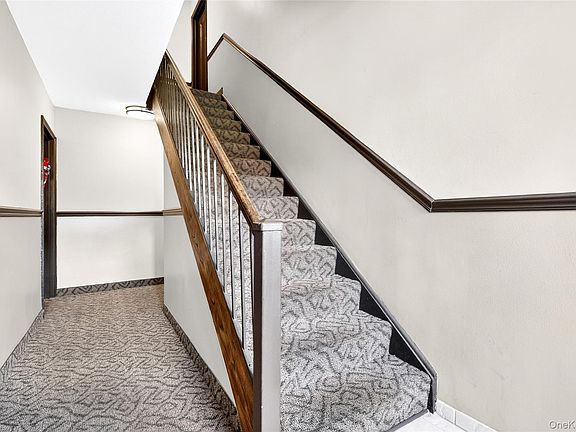 2nd image of 52 Lawrence Drive #D