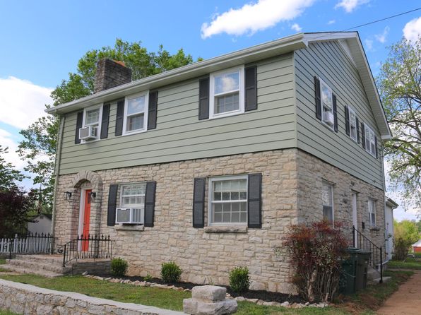 210 W Poplar St #B, Pulaski, TN 38478