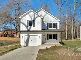 524 W Main St, Lincolnton, NC 28092