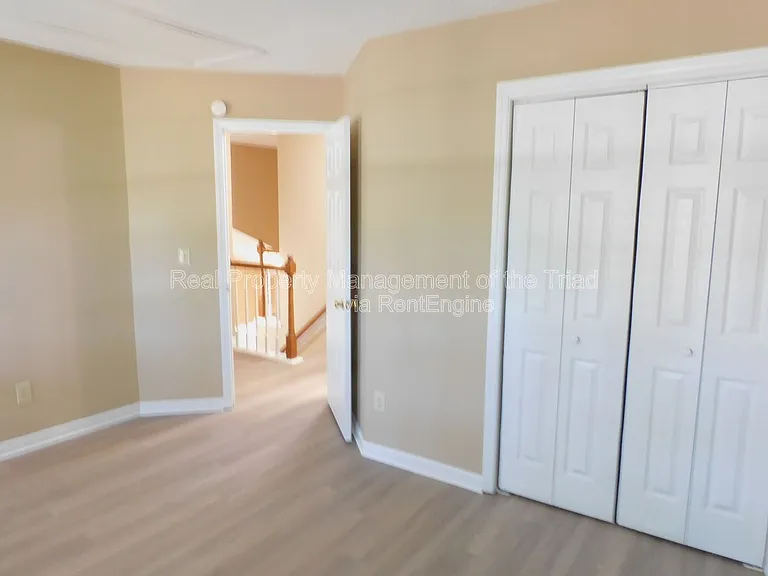 7185 Avenbury Cir — Photo 18