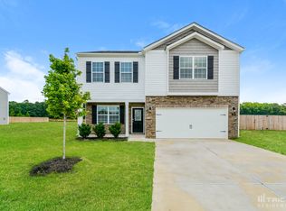 124 Rockwater Way, Zebulon, NC 27597