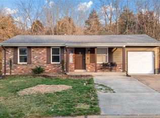 2342 Gloucester Rd, High Ridge, MO 63049