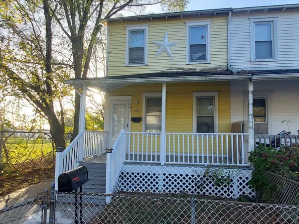 641 Laurel St, Beverly, NJ 08010