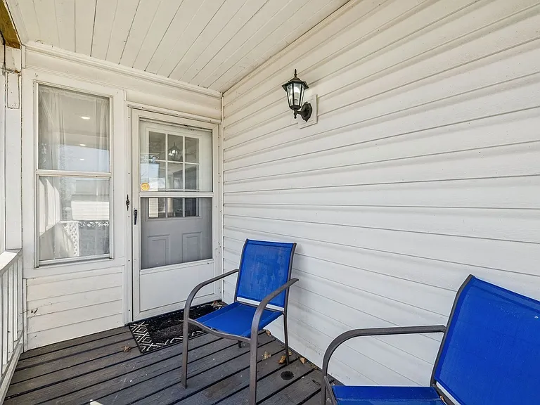833 Rose Park Dr — Photo 34