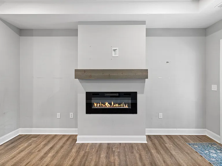 807 Thrush Dr — Photo 10