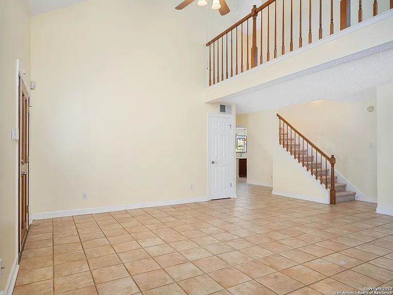 21119 Sierra Crst — Photo 6