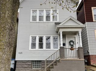 1025 E Hamilton St, Milwaukee, WI 53202