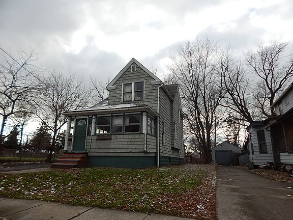 2nd image of 790 E 157th St