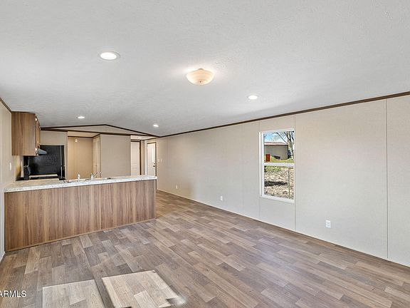 2nd image of 25406 N JUNIPER Road