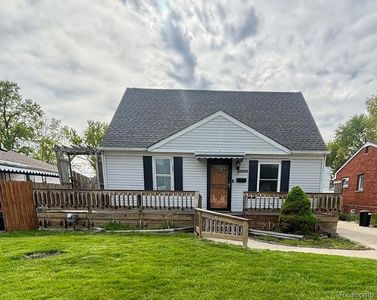 26223 Chippendale St, Roseville, MI, 48066