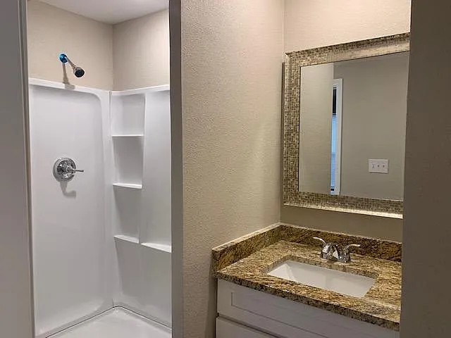 2306 Poplar St — Photo 13