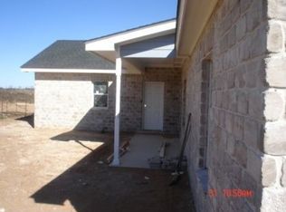 20739 Senior Rd, Von Ormy, TX 78073