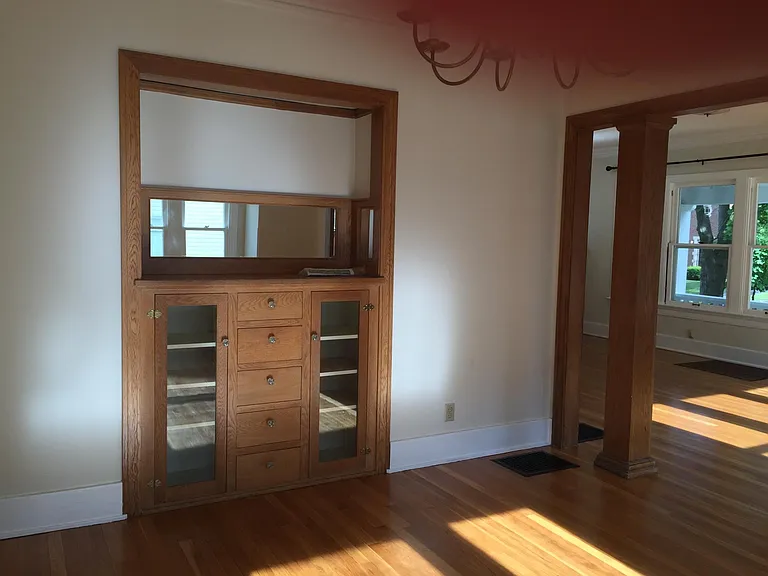 225 Wiltshire Blvd — Photo 4