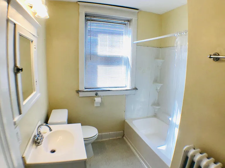 5043 Tholozan Ave #A — Photo 12