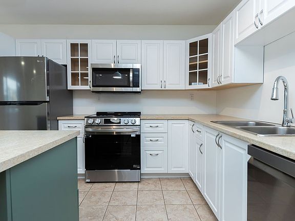 2nd image of 393 Waddington Dr