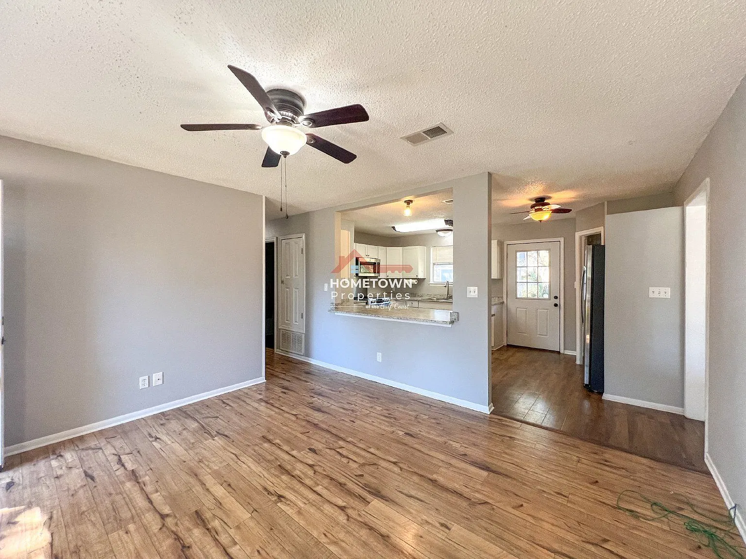 3 bed, 2.0 bath, 1300 sqft, $1,775 — Photo 4