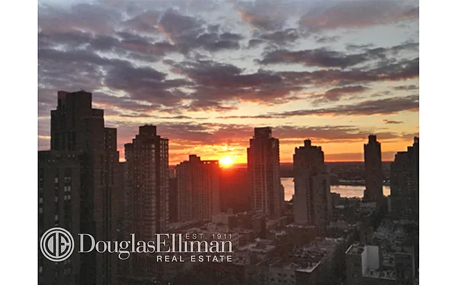Sold by Douglas Elliman | media 17