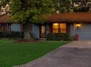 2105 Sycamore Pl, Springdale, AR 72762