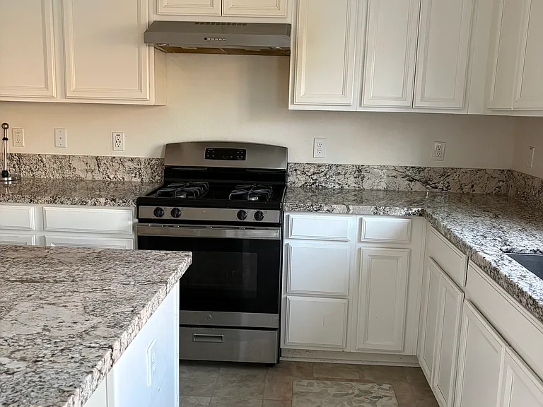 3041 Sky Watch Way — Photo 7