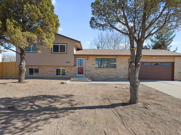 4038 West Dr, Pueblo, CO 81008