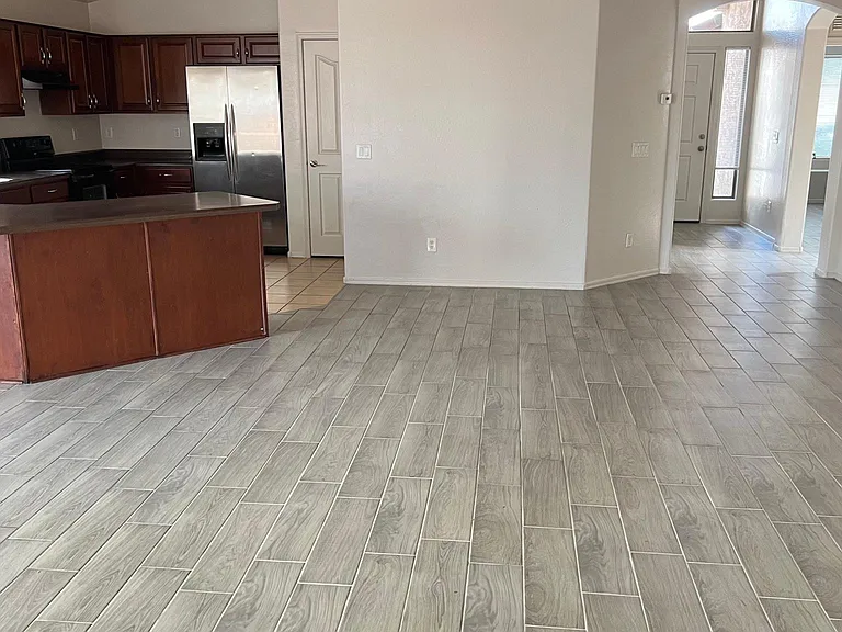 9843 E Emelita Ave — Photo 5