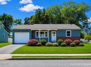 80 Brakenbury Drive, Toms River, NJ 08757