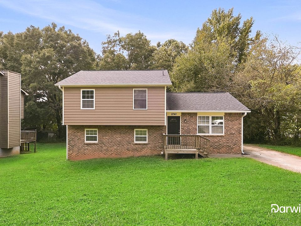 1st image of 2741 Oxford Dr
