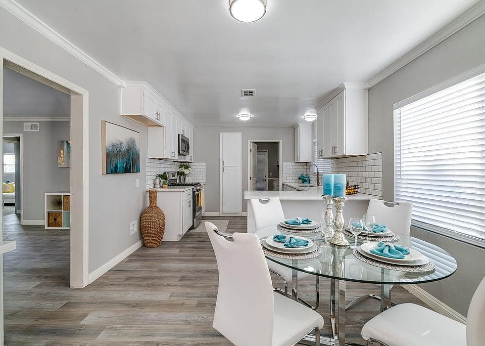 Kitchen Looking Towards Laundry