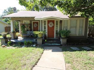 1006 Prairie Ave, Cleburne, TX 76033