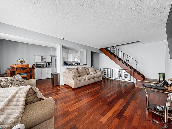 3rd image of 1022 Inverrary Ln