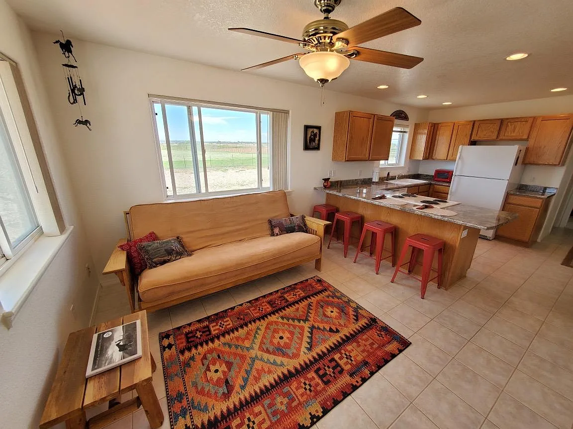 1 bed, 420 sqft, $1,500 — Photo 2
