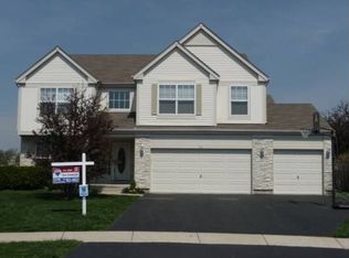 590 Wingpointe Dr, Aurora, IL 60506