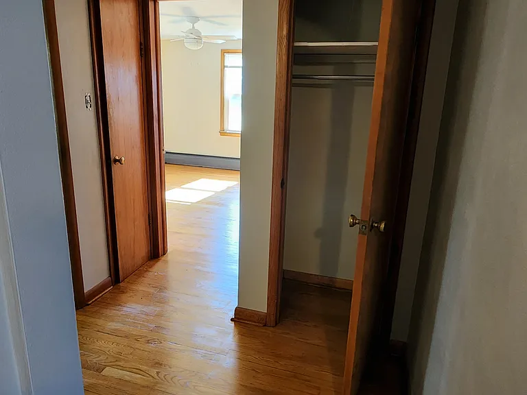 40 Moul Ave — Photo 11