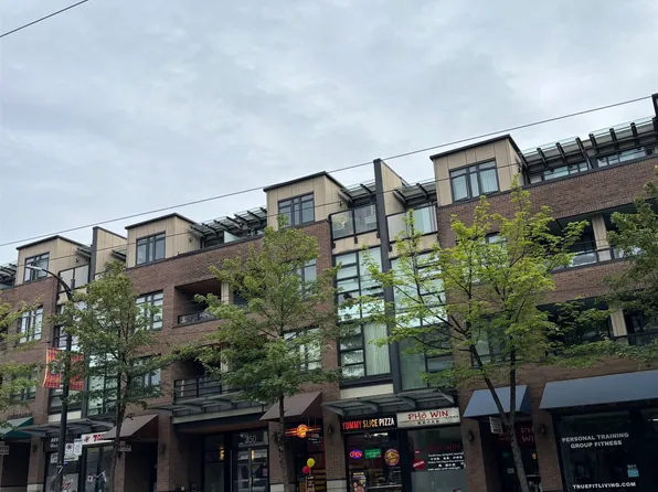 2150 Hastings St E #211, Vancouver, BC V5L 0A5