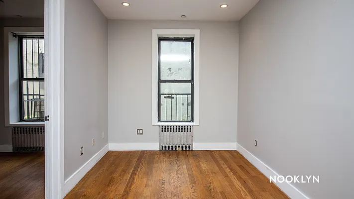 Rented by Nooklyn NYC LLC | media 15