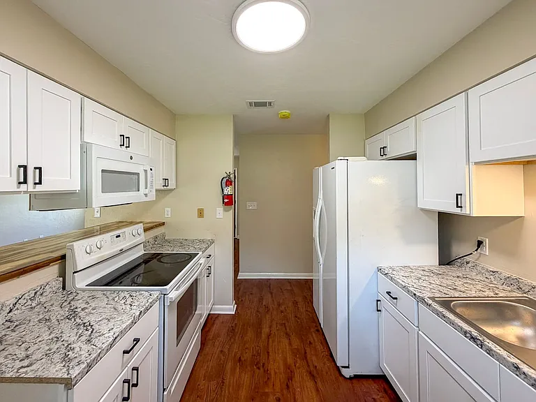 13625 NW 141st Pl — Photo 10