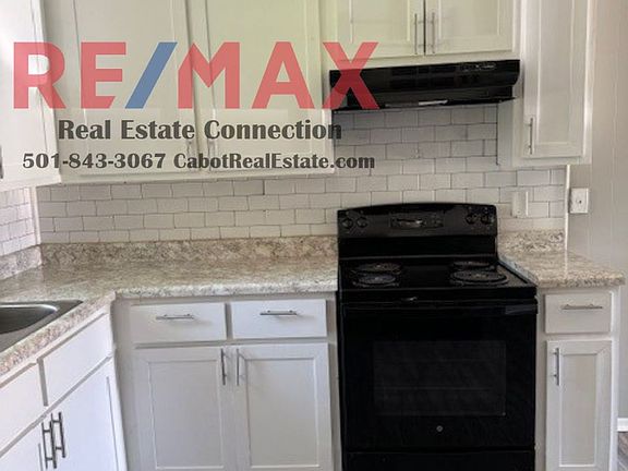 3rd image of 301-311 Pearl St #305