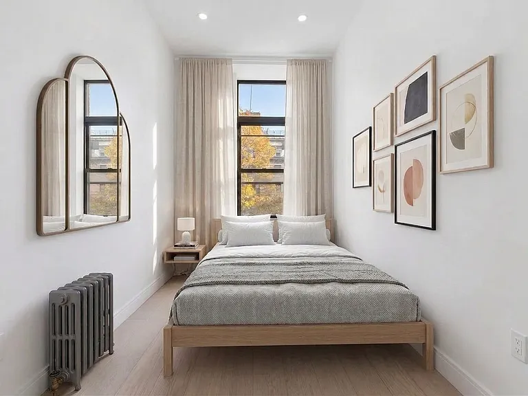 226 W 79th St #2F — Photo 3