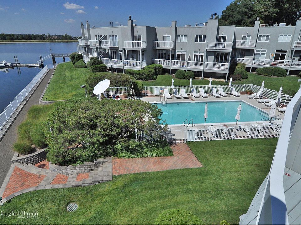 1st image of 15 Sands Ct #16