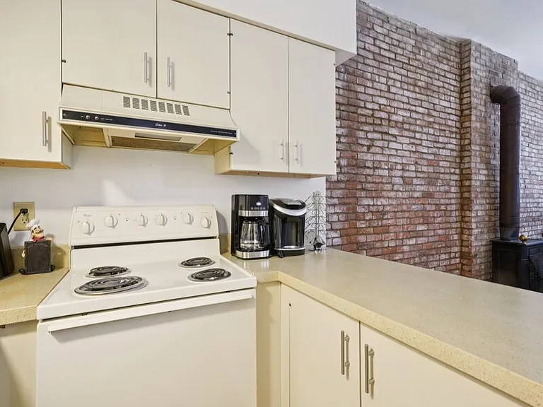 1014 Russell Blvd #B — Photo 13