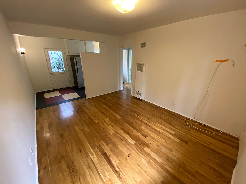 Living room with breakfast/dining area