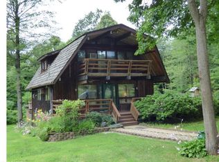 1904 Richardson Dr, Hubbard, OH 44425