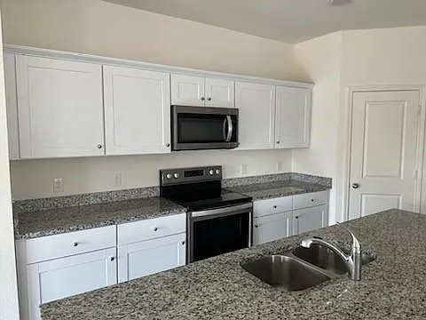 Building Photo - 600 Crestridge Dr #600