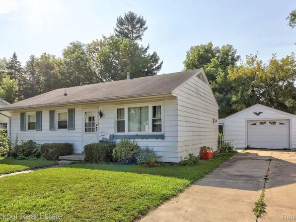 2323 Witters St, Saginaw, MI 48602