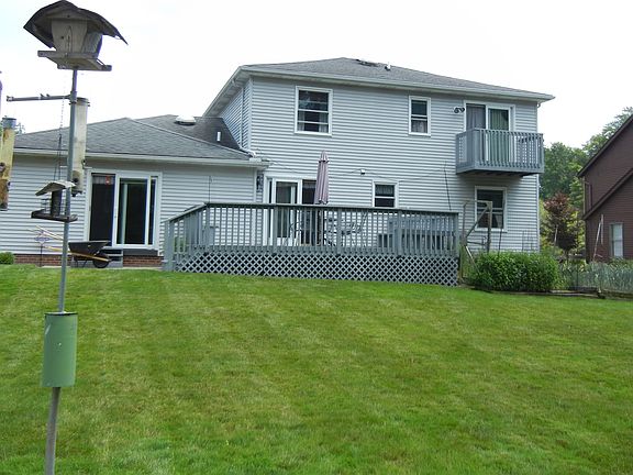 3rd image of 9080 Wildwood Dr