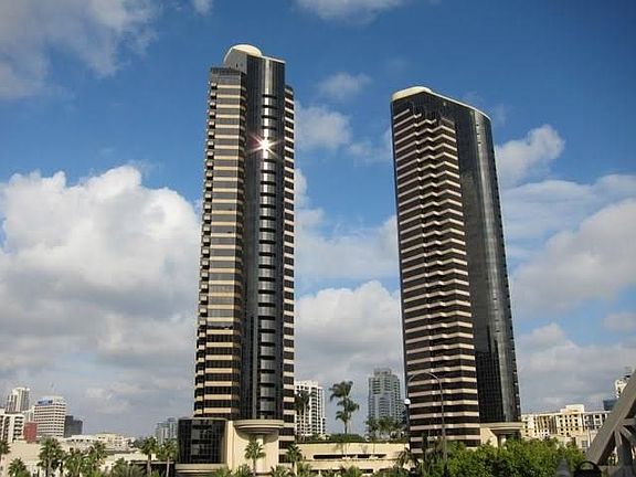 3rd image of 200 Harbor Dr