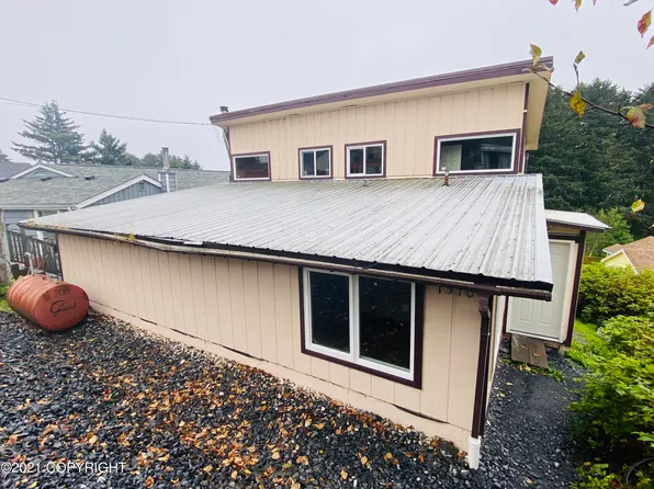 1310 Mission Rd, Kodiak, AK 99615